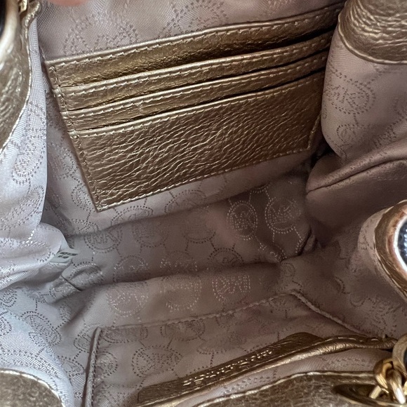 Michael Kors Frankie small gold crossbody bag with adjustable strap. - Picture 7 of 9